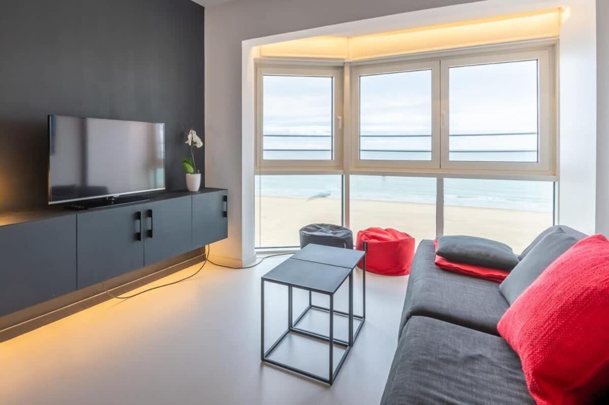 Eliza - Luxurious Apartment With Stunning Sea Views Οστένδη Εξωτερικό φωτογραφία