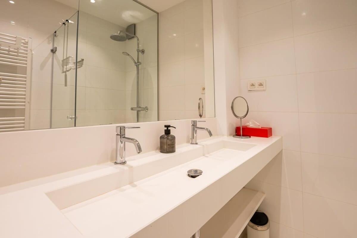 Eliza - Luxurious Apartment With Stunning Sea Views Οστένδη Εξωτερικό φωτογραφία