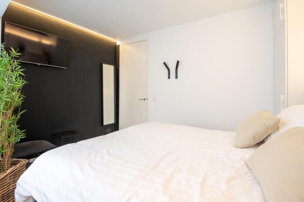 Eliza - Luxurious Apartment With Stunning Sea Views Οστένδη Εξωτερικό φωτογραφία