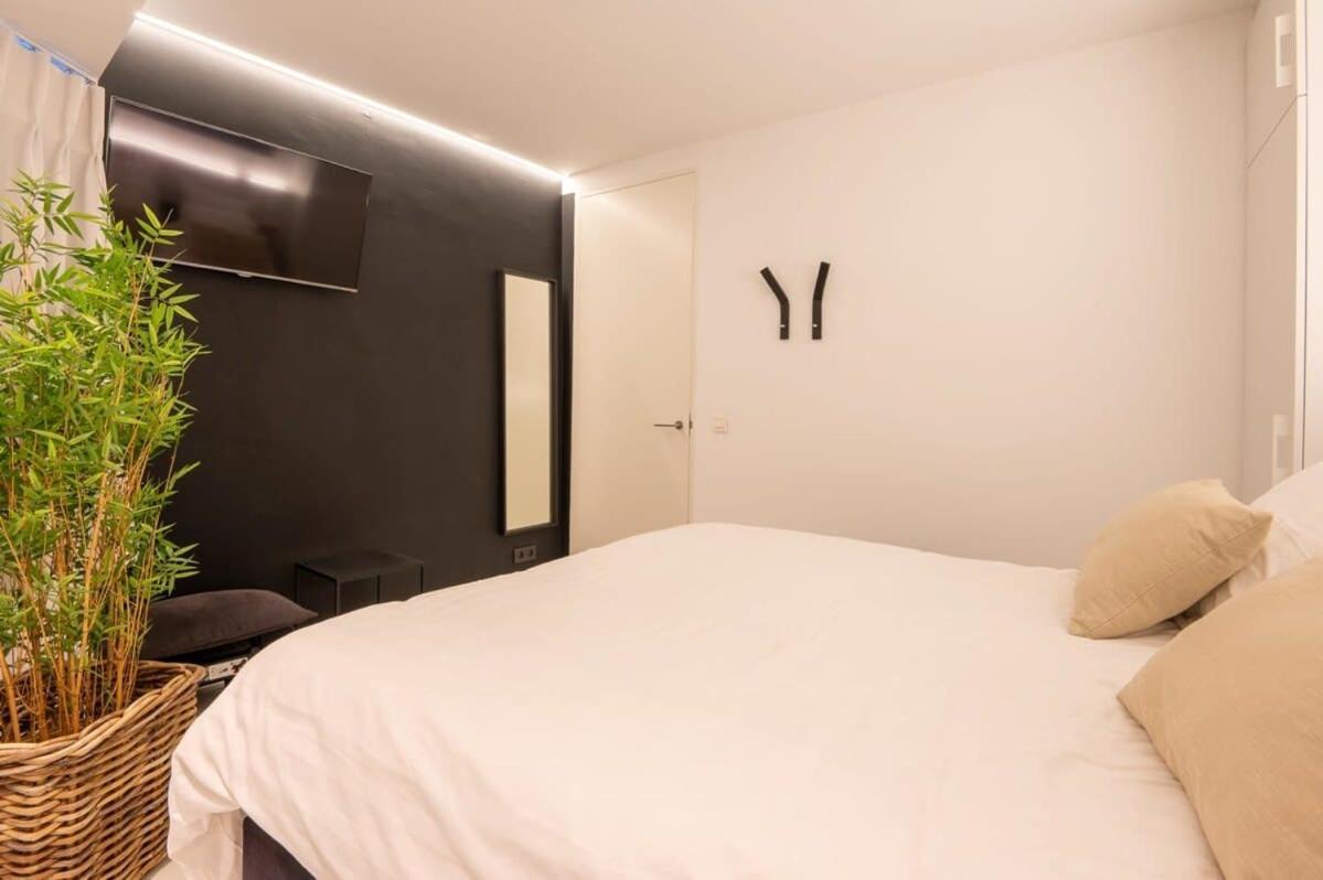 Eliza - Luxurious Apartment With Stunning Sea Views Οστένδη Εξωτερικό φωτογραφία